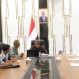 محافظ حضرموت يلتقي وفداً من أبناء مديرية غيل باوزير ويؤكد دعم المشاريع التنموية بالمديرية
