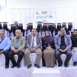 الوكيل العامري يشارك في تكريم خريجات برنامج القابلات بوادي حضرموت