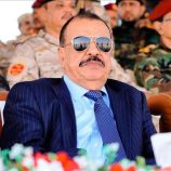 اللواء بن بريك يدعو لتطبيق الهيكلة المنصفة لـ “الحلف والجامع” وتدوير الرئاسة بين قبائل حضرموت