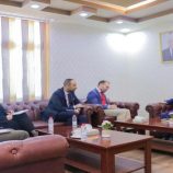 وزير النقل يبحث مع المستشار الاقتصادي للمبعوث الأممي الأوضاع الاقتصادية وحركة الملاحة الجوية والبحرية