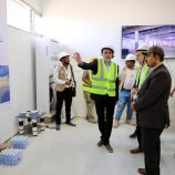 محافظ حضرموت والسفير الألماني يتفقدان مشروع تأهيل المخازن المركزية للأدوية (شريان الإمداد للمحور الشرقي)