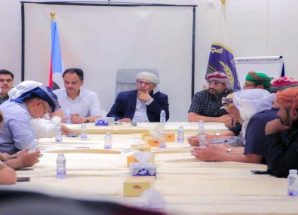 الكثيري يلتقي بعدد من مشايخ قبيلة يافع بمديرية القطن ويشيد بدورهم في تأمين المديرية ودعم جهود تحرير الوادي