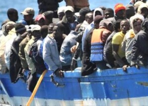 180 مهاجرًا إثيوبيًا يصلون إلى سواحل شبوة