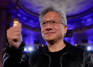 الملياردير جينسن هوانغ يكشف عن أغرب وظيفة في عصر الذكاء الاصطناعي