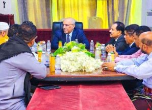 رئيس الجمعية الوطنية يطَّلع على أوضاع مؤسسة الكهرباء بوادي حضرموت