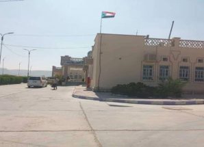 انتقالي القطن ينظم حملة رفع العلم الوطني الجنوبي في المدارس والمباني الحكومية