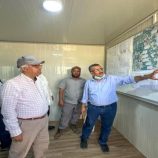 وكيل وزارة الزراعة والري يتفقد مشروع سد حسّان الاستراتيجي بأبين