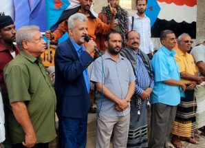 بحضور فريق التوجيه والرقابة الرئاسي .. ساحة الاعتصام بلحج تشهد مهرجانًا خطابيًا وفنيًا حاشدًا