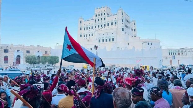 احتفاء بتحرير وادي وصحراء حضرموت حافة السحيل للألعاب الشعبية الشبواني تنظم ريحة في لعبة الشبواني