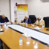 فريق التوجيه الرئاسي يلتقي قيادتي الشؤون الاجتماعية والتربية والتعليم بساحل حضرموت