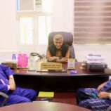 فريق الرقابة والتوجيه الرئاسي يلتقي مدير عام مديرية الشحر