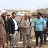 فريق التوجيه والرقابة الرئاسي يتفقد مشروع إعادة تأهيل ملعب نادي الصمود الرياضي بالضالع