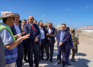 الرئيس القائد عيدروس الزُبيدي يطّلع على سير العمل في مشروع سد حسان بمحافظة أبين