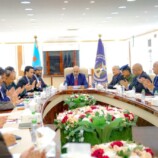 القيادة التنفيذية العُليا تناقش الجهود المبذولة لتأمين الخدمات للمواطنين ومراقبة أسعار الصرف