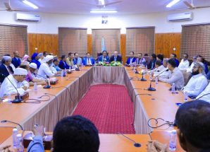 الكثيري يرأس اجتماعًا تنسيقيًا موسّعًا للمكتب التنفيذي بالوادي والصحراء والقيادة المحلية للمجلس الانتقالي