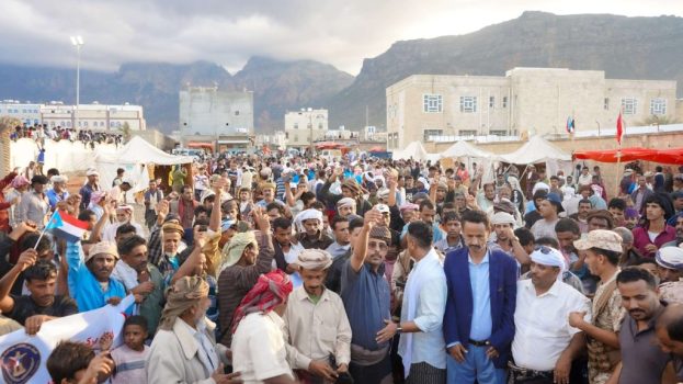 توافد جماهيري واسع من مراكز قلنسية وعبدالكوري إلى مخيم الاعتصام المفتوح بحديبو