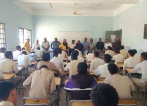 انتقالي تريم والسلطة المحلية يدشنان اختبارات الفصل الأول في مدارس المديرية