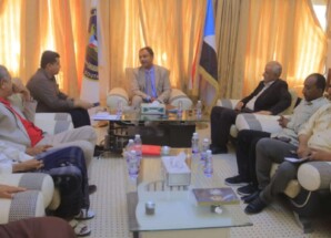 باعوم يناقش الترتيبات الأخيرة لتنفيذ حملة رقابية على أسواق وادي حضرموت