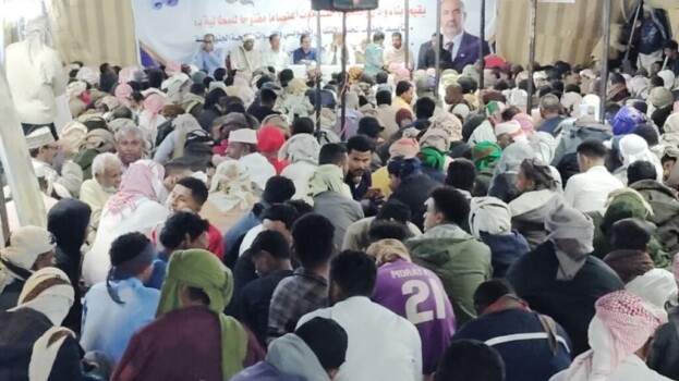 لليوم السادس عشر مخيم الاعتصام الشعبي بسيئون يواصل فعالياته التوعوية والثقافية وسط تفاعل شعبي وحضور مجتمعي واسع