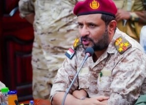 العميد نبيبل المشوشي يُعزي مدير عام شرطة أبين في وفاة شقيقه 