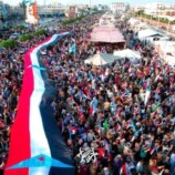 من الساحات.. حشود شعب الجنوب توجه رسالة للعالم وتجدد تفويضها للمجلس الانتقالي
