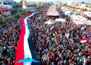 من الساحات.. حشود شعب الجنوب توجه رسالة للعالم وتجدد تفويضها للمجلس الانتقالي