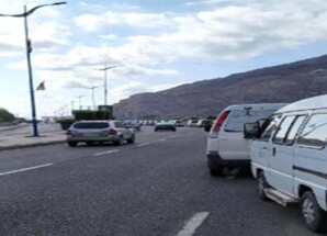 عدن .. أزمة الغاز تشل حركة الباصات وتثقل كاهل المواطنين