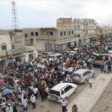 تظاهرة حاشدة في سقطرى تؤكد الامتنان للإمارات وتكشف فراغاً خلفه رحيلها