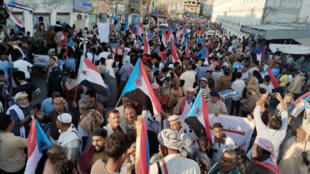 مدينة المكلا عاصمة حضرموت تشهد فعالية “الصمود والثبات” للوقوف خلف المجلس الانتقالي الجنوبي وتجديد التفويض للرئيس الزُبيدي “بيان”