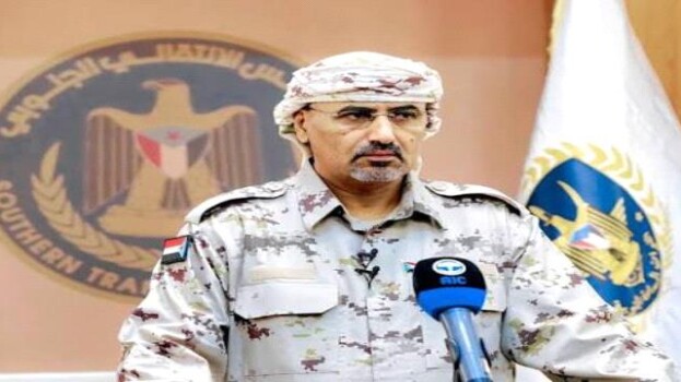 سقوط التضليل أمام الوعي الجنوبي… الرئيس الزُبيدي في صدارة مرحلة الحسم