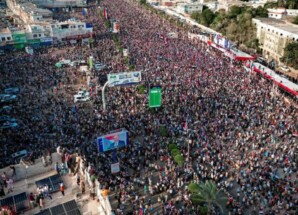 مليونية عدن تطالب بنقل الحوار الجنوبي لدولة محايدة