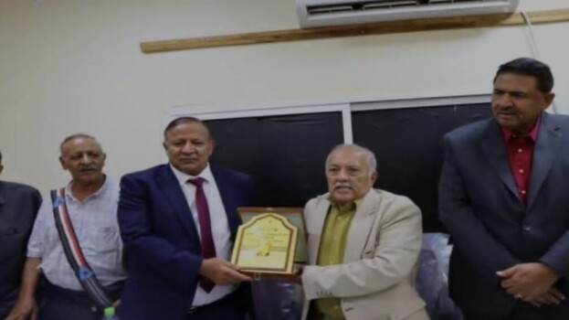 نقابة الصحفيين والإعلاميين الجنوبيين تحتفي بتكريم المناضل صالح حسين الخلاقي تقديرًا لدوره الريادي في تأسيس الإعلام الجنوبي