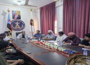 انتقالي المهرة يناقش الأوضاع السياسية والأمنية ويدين إغلاق مقر الجمعية الوطنية