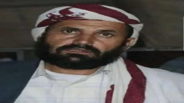 مليشيا الحوثي تُسلّم معتقلاً مشلولاً بعد عام من التعذيب الممنهج