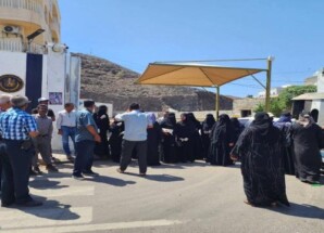 عدن تشتعل: إغلاق مقرات الانتقالي يفجر مواجهة الجنوب