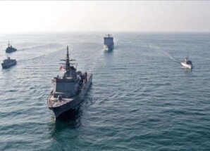 تحالف دولي يستأنف عبور البحر الأحمر بحماية بحرية