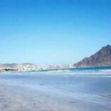 الأرصاد تتوقّع طقسًا معتدلًا وأمطارًا خفيفة وتحذّر من اضطراب البحر