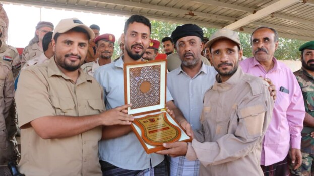 تكريم قائد كتبة الموت باللواء الخامس وعدداً من أفراد الكتيبة