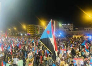 ساحة العروض تكتظ بحشود المتظاهرين قبيل انطلاق مليونية القرار