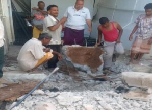 مياه عدن تنفذ حملة فتح انسدادات وتصفية شبكة الصرف الصحي بخور مكسر