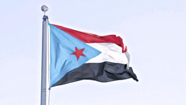 بين تل ابيب وطهران: العرض المسرحي الكبير لتصفية القضية الجنوبية.