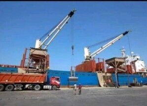 استنفار حوثي غير مسبوق في موانئ الحديدة