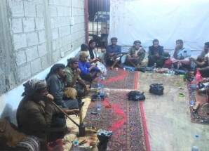 بيان صادر عن اللقاء التشاوري لمشايخ وأعيان قبائل آل دحة (العوالق) بشأن قرار القبض على الشيخ لحمر علي لسود والدعوة لاجتماع قبائل آل علي بن أحمد