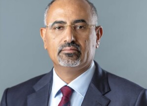 الرئيس الزُبيدي يهنئ شعب الجنوب بحلول عيد الفطر ويؤكد أهمية الحفاظ على المكتسبات الوطنية