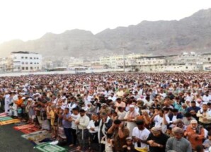 صلاة العيد في عدن.. رسائل الاصطفاف وتجديد العهد الشعبي