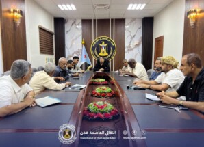 ناقش إبرز المستجدات السياسية وترتيبات اللقاء الموسع.. الزامكي يرأس اجتماعاً استثنائياً لرؤساء القيادة المحلية بمديريات العاصمة عدن