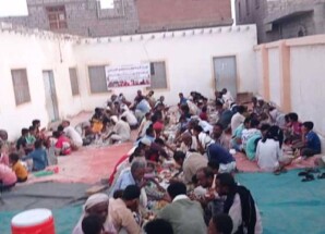 أبناء قرية الكدام بلحج يحيون ذكرى شهدائهم بمأدبة إفطار جماعي