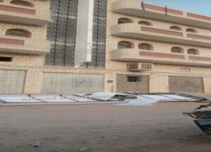 اقتحام مقر انتقالي حضرموت وتنكيس أعلام الجنوب