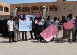 سقطرى.. طلاب العلوم التطبيقية يطالبون بإعادة فتح الكلية