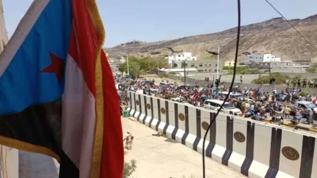 بعد فتح مقرات المجلس.. قيادة الانتقالي تثمن دفاع الجماهير عن مكتسباتها